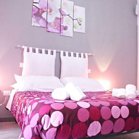 Like Family House Bed & Breakfast Rome Exterior photo