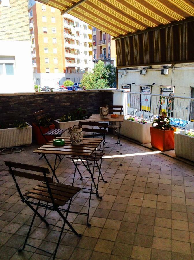 Like Family House Bed & Breakfast Rome Exterior photo