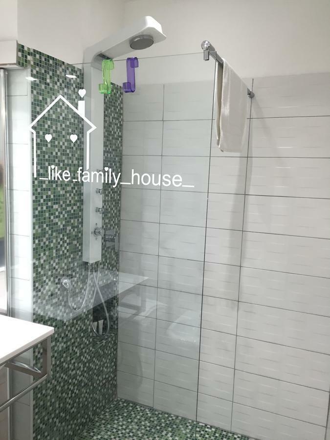 Like Family House Bed & Breakfast Rome Exterior photo