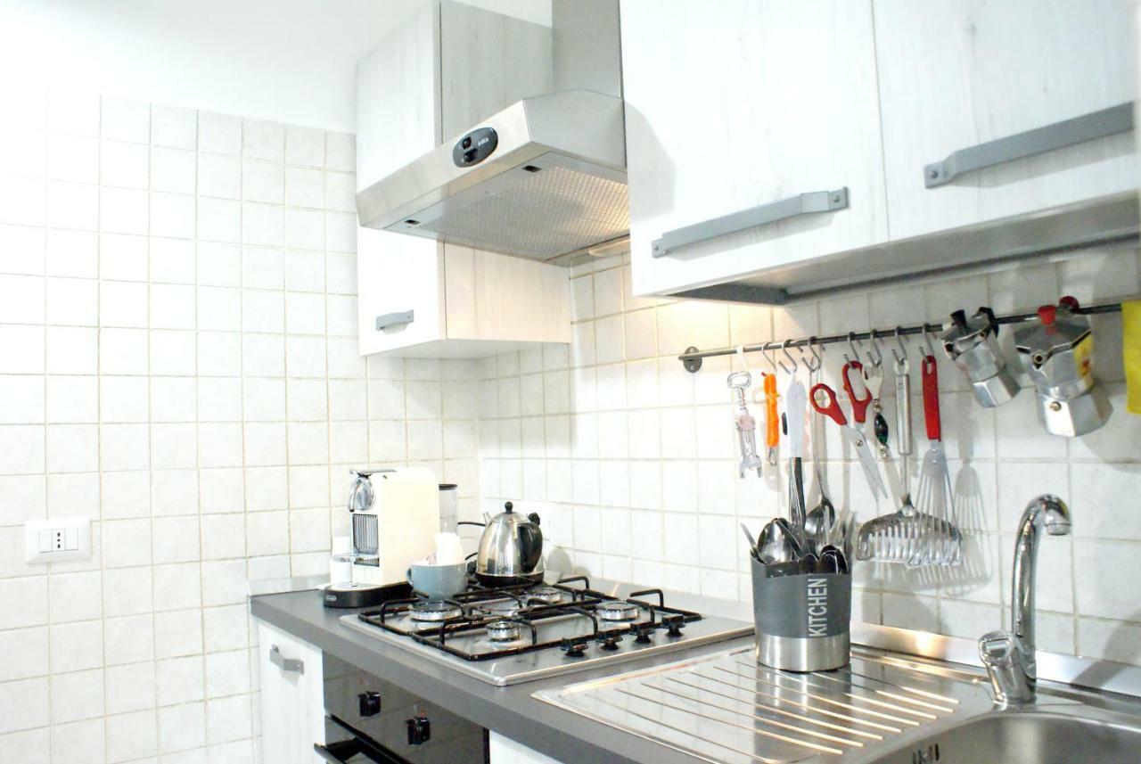 Like Family House Bed & Breakfast Rome Exterior photo