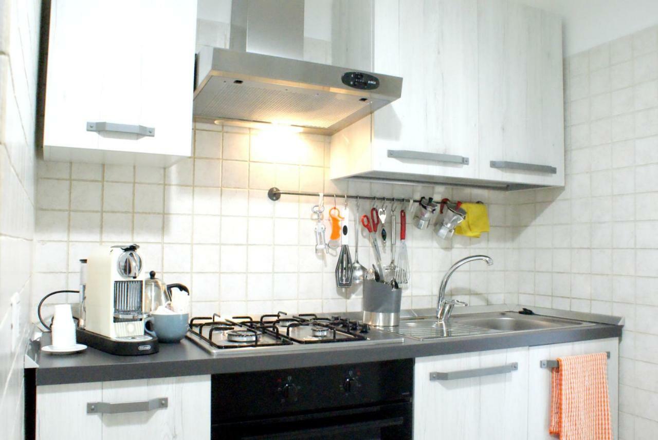 Like Family House Bed & Breakfast Rome Exterior photo